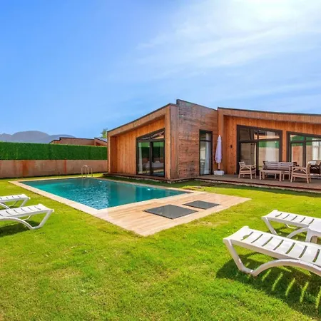 Villa Sahincanaturelvillas *